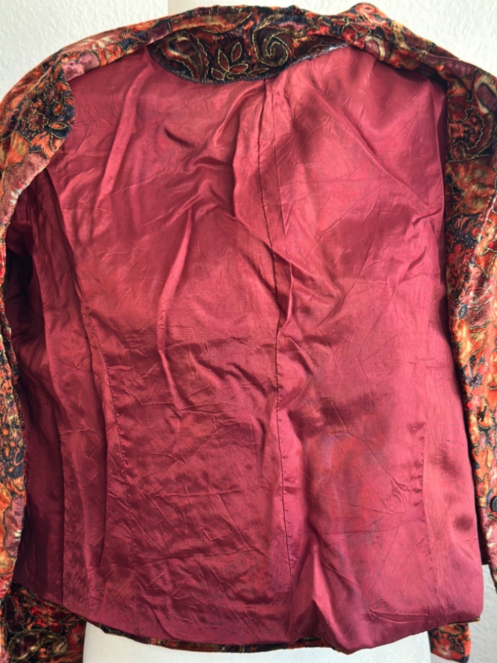 Vintage Floral Tapestry Jacket Blazer Women's Red Gold Brocade Long Sleeve - Picture 7 of 7
